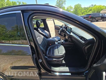 2025 Ford Escape Platinum - miniatura 15