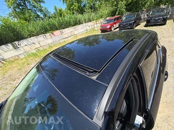 2025 Ford Escape Platinum - miniatura 9