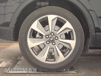 2025 Ford Escape Platinum - miniatura 11