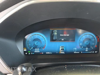 2025 Ford Escape Platinum - miniatura 18