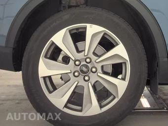 2025 Ford Escape Platinum - miniatura 11