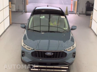 2025 Ford Escape Platinum - miniatura 2