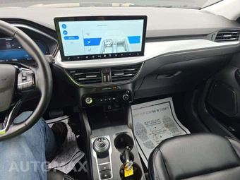 2025 Ford Escape Platinum - miniatura 7