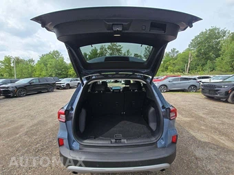 2025 Ford Escape Platinum - miniatura 11