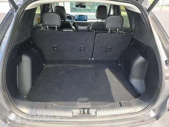 2025 Ford Escape Platinum - miniatura 11