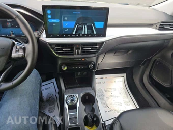 2025 Ford Escape Platinum - miniatura 7