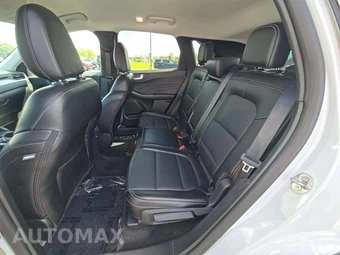 2025 Ford Escape Platinum - miniatura 10