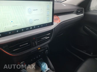 2025 Ford Escape Platinum - miniatura 15