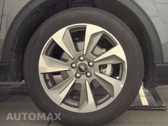2025 Ford Escape Platinum - miniatura 10
