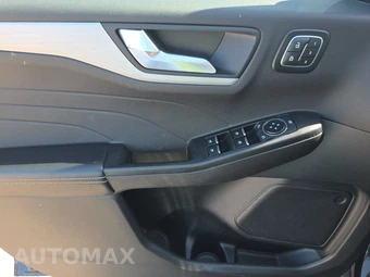 2025 Ford Escape Platinum - miniatura 15