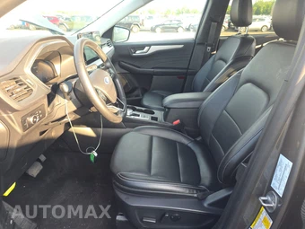 2025 Ford Escape Platinum - miniatura 7