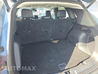 2025 Ford Escape Platinum - miniatura 17