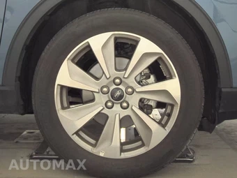 2025 Ford Escape Platinum - miniatura 10