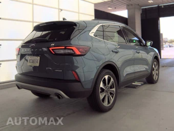 2025 Ford Escape Platinum - miniatura 5