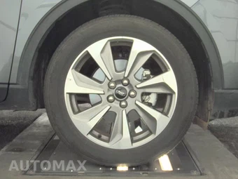 2025 Ford Escape Platinum – miniatura 10