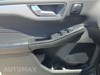 2025 Ford Escape Platinum – miniatura 15
