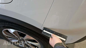 2025 Ford Escape Platinum - miniatura 36