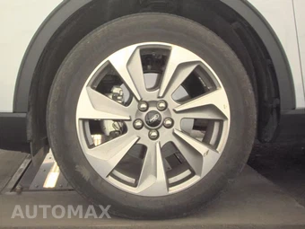 2025 Ford Escape Platinum - miniatura 9
