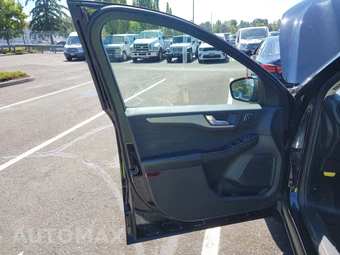 2025 Ford Escape Platinum - miniatura 15