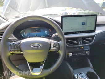 2025 Ford Escape Platinum - miniatura 17