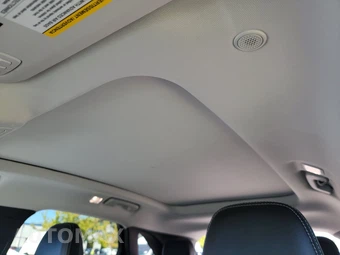 2025 Ford Escape Platinum - miniatura 20