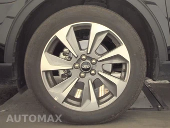 2025 Ford Escape Platinum - miniatura 9