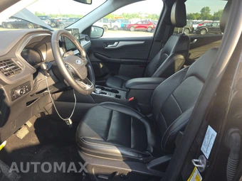 2025 Ford Escape Platinum - miniatura 7