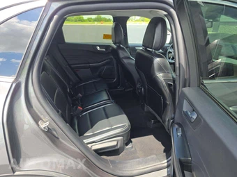 2025 Ford Escape Platinum – miniatura 13