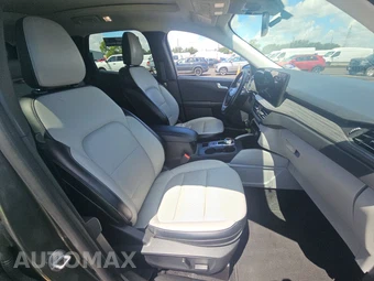 2025 Ford Escape Platinum - miniatura 8