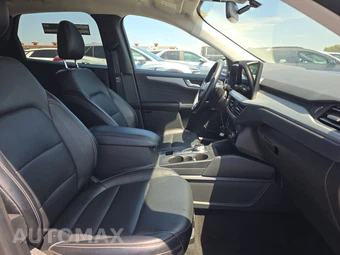 2025 Ford Escape Platinum - miniatura 8