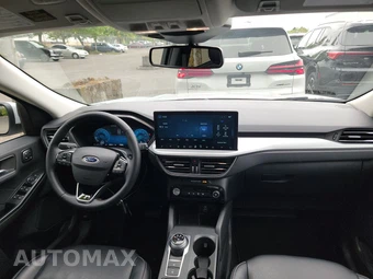 2025 Ford Escape Platinum – miniatura 17