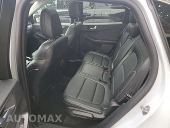 2025 Ford Escape Platinum – miniatura 19