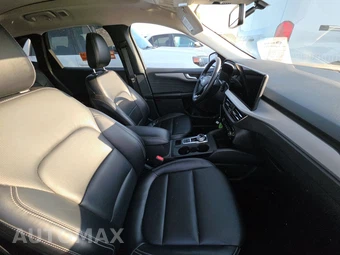 2025 Ford Escape Platinum - miniatura 14