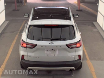 2025 Ford Escape Platinum - miniatura 6