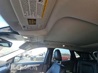 2025 Ford Escape Platinum - miniatura 14