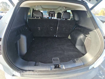 2025 Ford Escape Platinum - miniatura 17