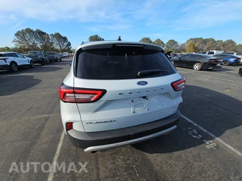 2025 Ford Escape Platinum - miniatura 5