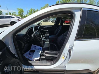 2025 Ford Escape Platinum – miniatura 3