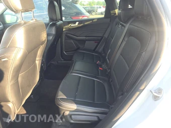2025 Ford Escape Platinum - miniatura 13