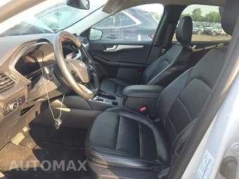 2025 Ford Escape Platinum - miniatura 7