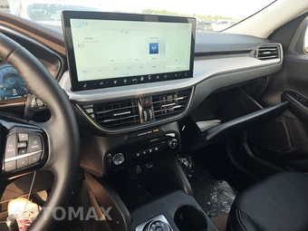 2025 Ford Escape Platinum - miniatura 11