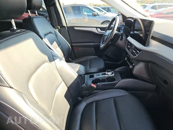 2025 Ford Escape Platinum - miniatura 14
