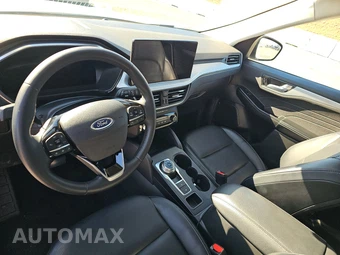 2025 Ford Escape Platinum - miniatura 17