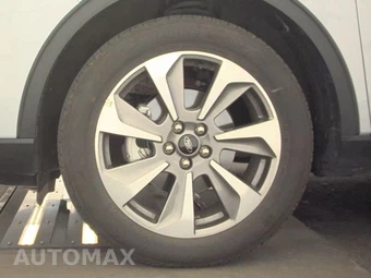 2025 Ford Escape Platinum - miniatura 9