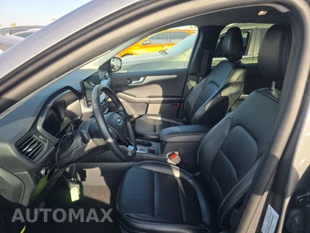 2025 Ford Escape Platinum - miniatura 7
