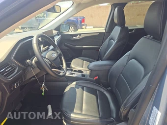 2025 Ford Escape Platinum - miniatura 7