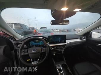 2025 Ford Escape Platinum - miniatura 11