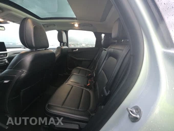 2025 Ford Escape Platinum - miniatura 13