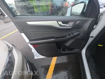 2025 Ford Escape Platinum - miniatura 9