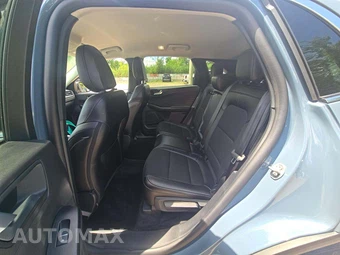 2025 Ford Escape Plug-In Hybrid - miniatura 13